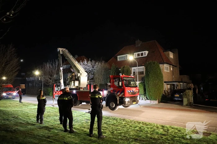 Veel rook door schoorsteenbrand