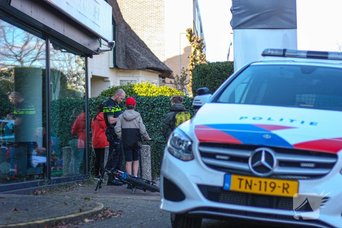 Fietser gewond bij botsing met auto