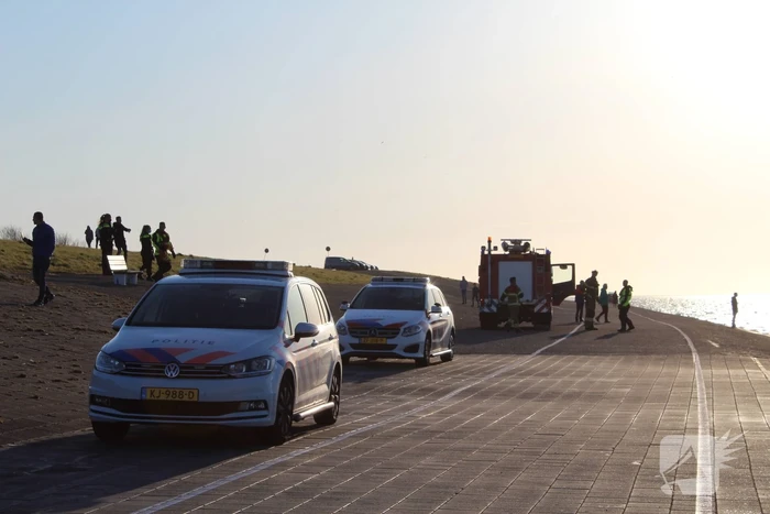 Vaarverkeer stilgelegd door zoekactie naar persoon in water