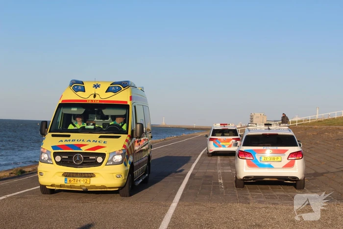 Vaarverkeer stilgelegd door zoekactie naar persoon in water
