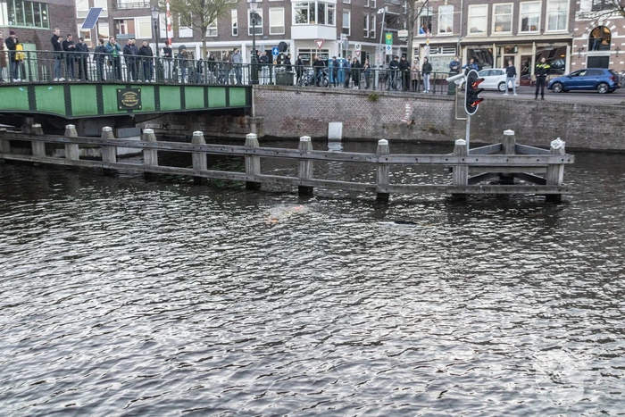 Auto kopje onder door vergeten handrem