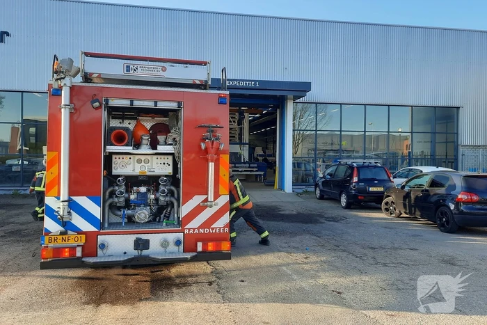 Brand in afzuigunit bedrijfspand