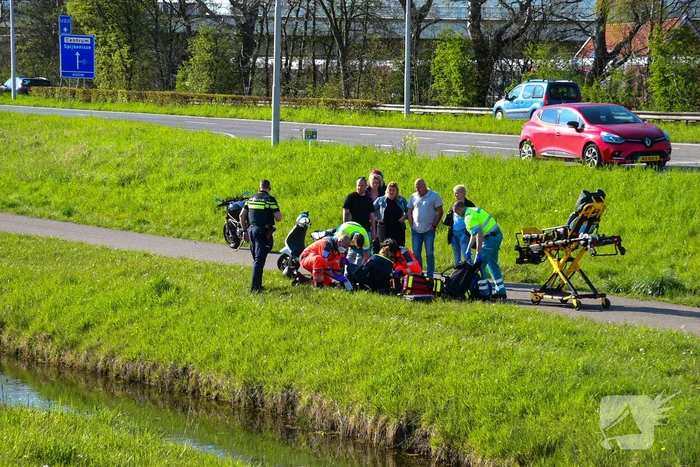 Scooterrijder zwaargewond bij eenzijdig ongeval