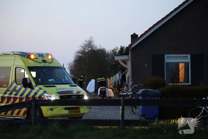Traumahelikopter landt voor incident in woning
