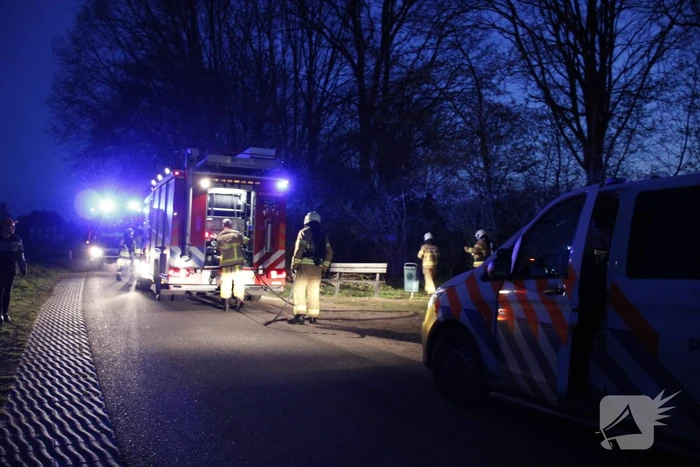 Brand in berm snel geblust