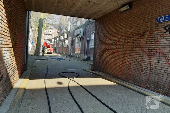 Veel rook bij uitslaande brand in restaurant