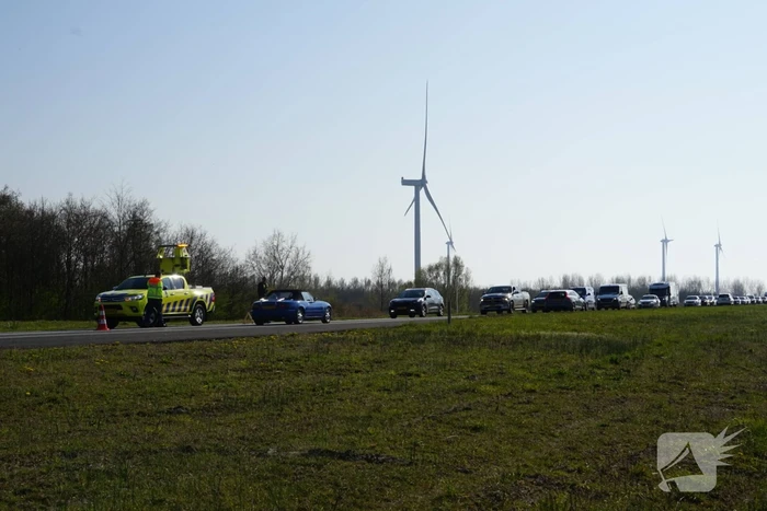 Lange file door ongeval