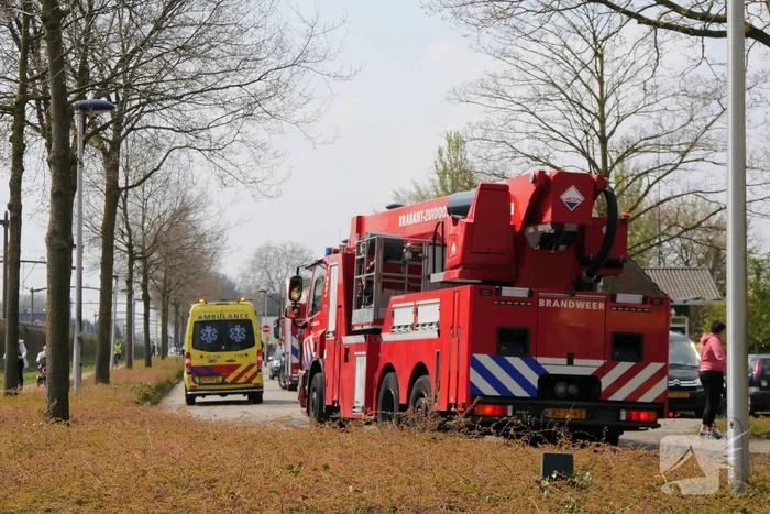 Coronapatiënt uit woning gehaald
