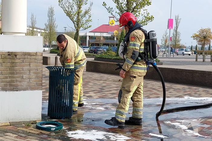 Opnieuw brand in prullenbak