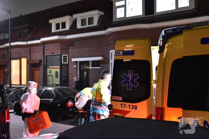 Zwaargewonde en aanhouding bij steekpartij