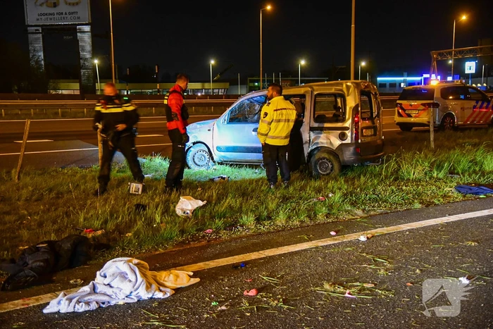Twee gewonden achtergelaten na ernstig ongeval