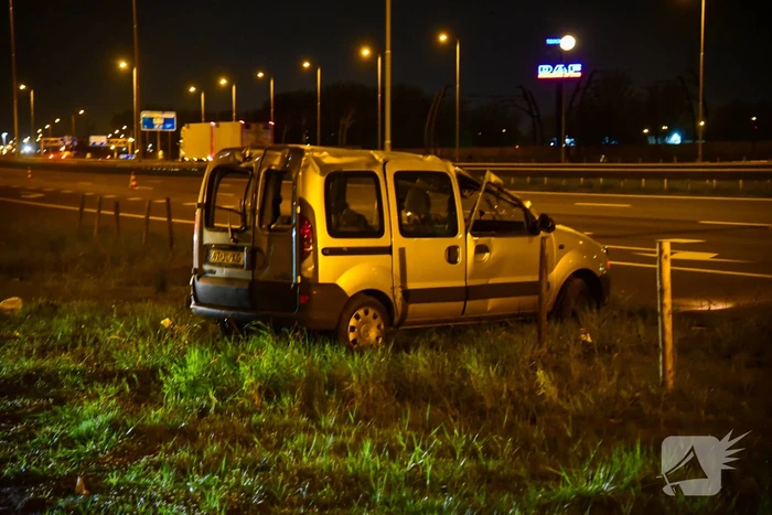 Twee gewonden achtergelaten na ernstig ongeval