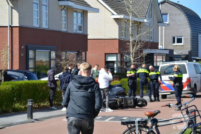 Twee scooterrijders betrokken bij ongeval