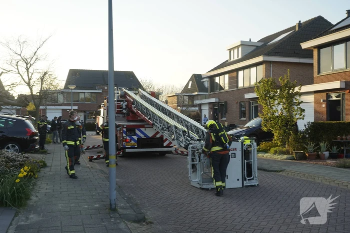 Brand in schoorsteen van woning