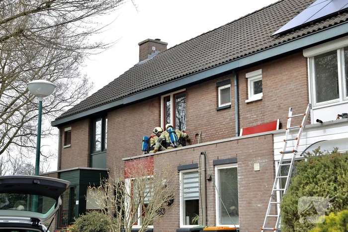 Brand op dak tijdens werkzaamheden