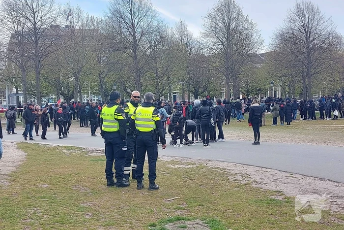 Honderden Molukkers herdenken de Republiek Maluku Selatan