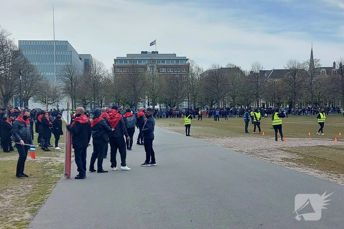 Honderden Molukkers herdenken de Republiek Maluku Selatan