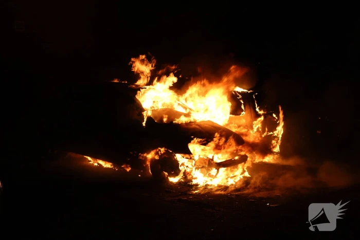 Gewonde bij brand in meerdere voertuigen