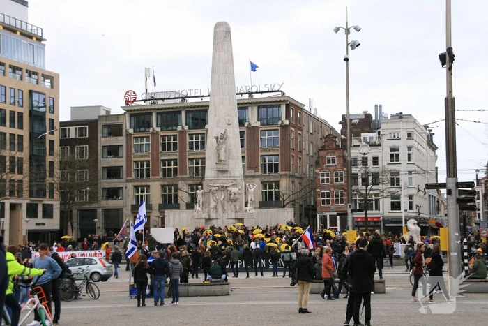 Museumplein gesloten, koffiedrinken verplaatst