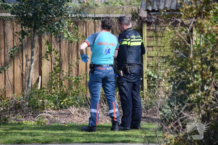 Grote inzet hulpdiensten bij man op dak