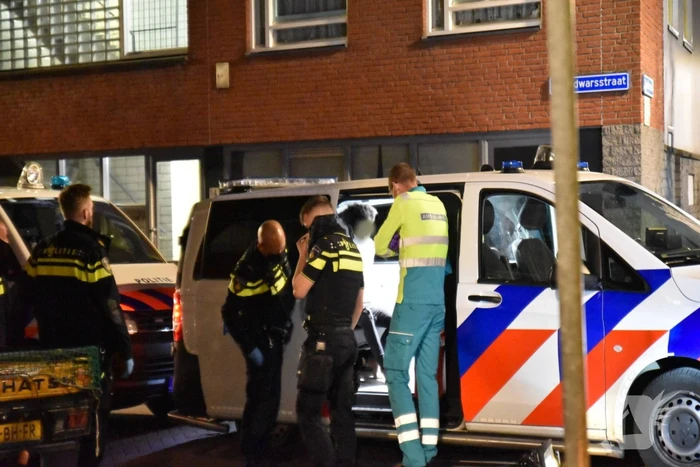 Gewonde en aanhouding bij steekincident