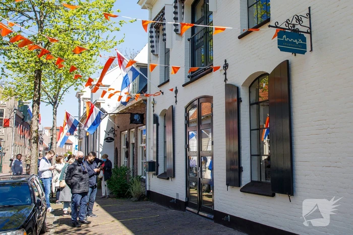 Koningsdag feestelijk gevierd
