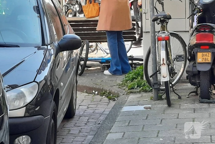Fietser gewond door aanrijding met taxi