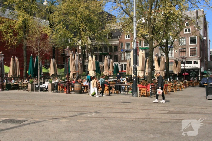 Gezellige drukte bij heropening terrassen