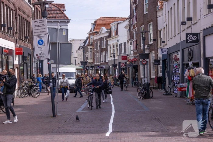 Versoepeling coronamaatregelen: winkels en terrassen open