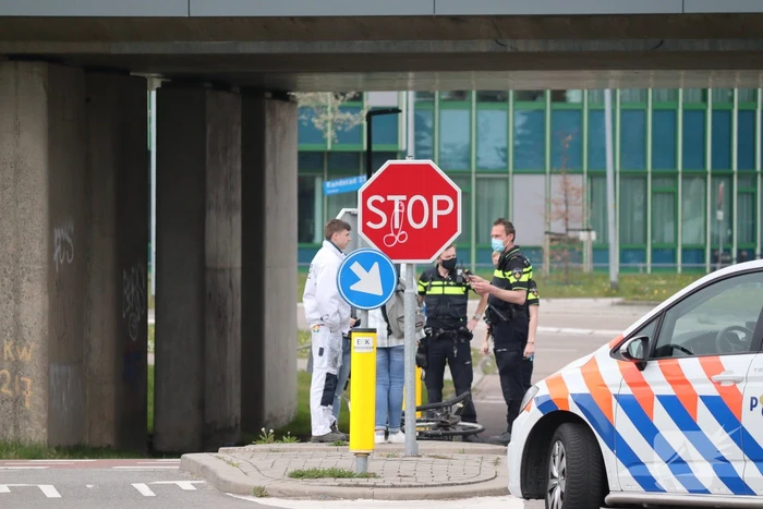 Automobilist ziet overstekende fietser over het hoofd