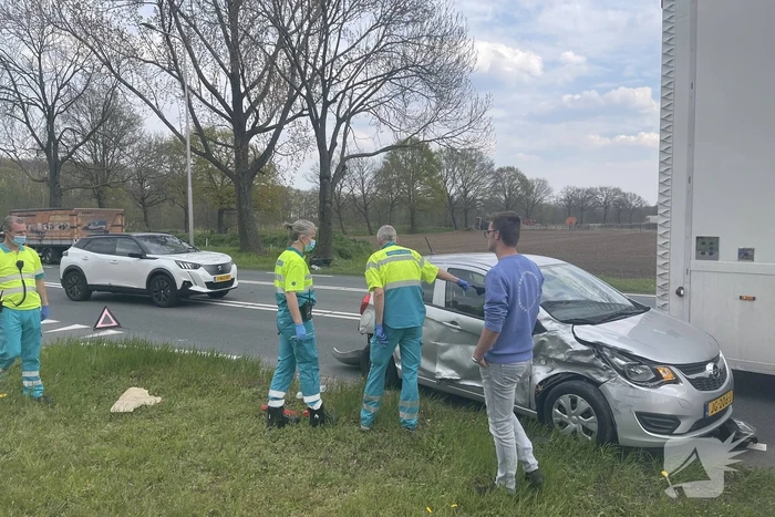 Veel schade bij ongeval Beek en Donk
