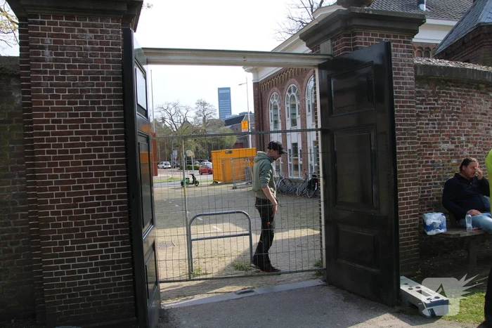 Gemeente plaats hekken bij Prinsentuin