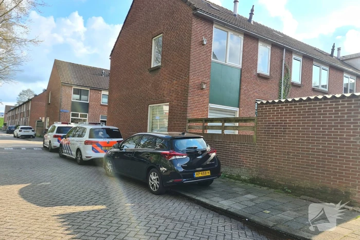 Overleden persoon aangetroffen in woning
