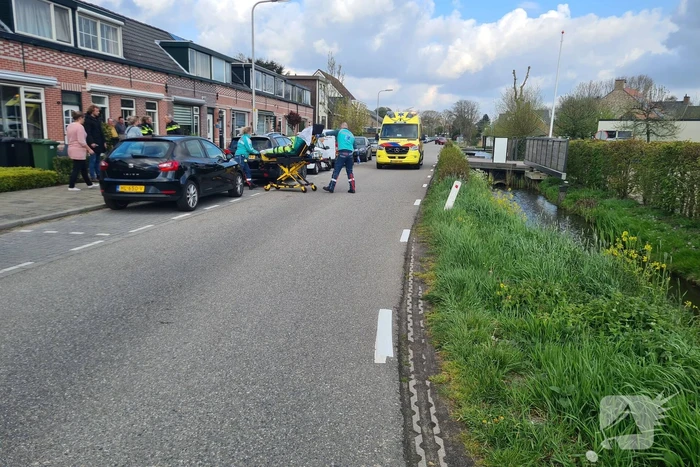 Wielrenner gewond bij botsing met auto