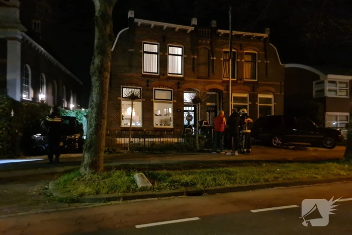 Onderzoek naar explosie bij voordeur