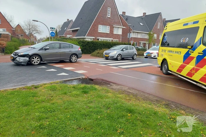 Fietsster aangereden door personenauto