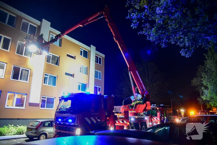 Brand in portiekflat na ontploffing