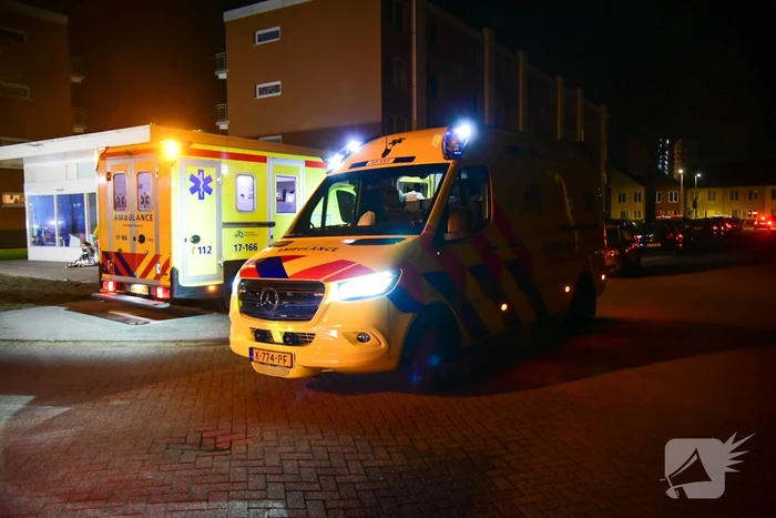 Brand in portiekflat na ontploffing
