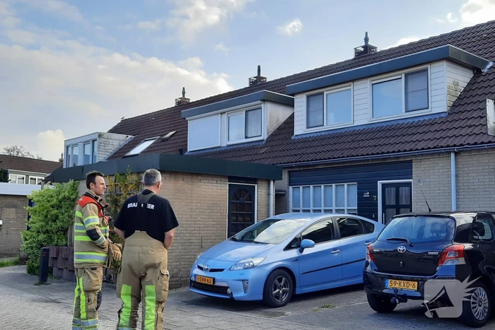 Brand in schoorsteen van woning