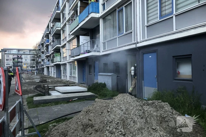 Veel rook bij brand in kelderbox