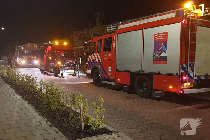 Dame uit water gehaald door brandweer