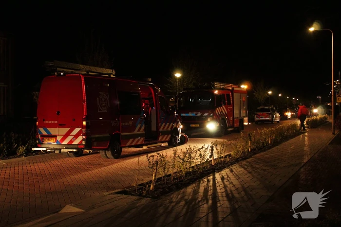 Dame uit water gehaald door brandweer