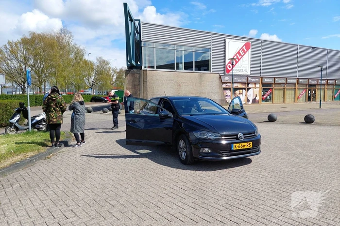 Scooterrijder gewond bij botsing met auto