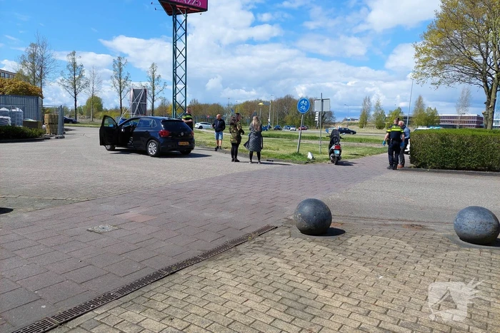 Scooterrijder gewond bij botsing met auto