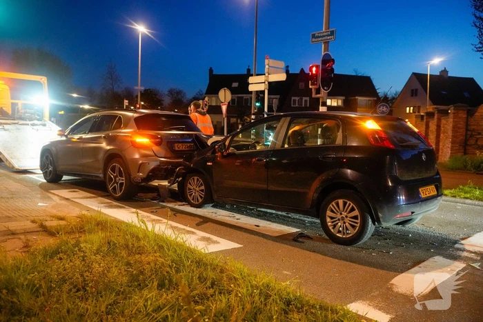 Veel schade bij kop-staartbotsing