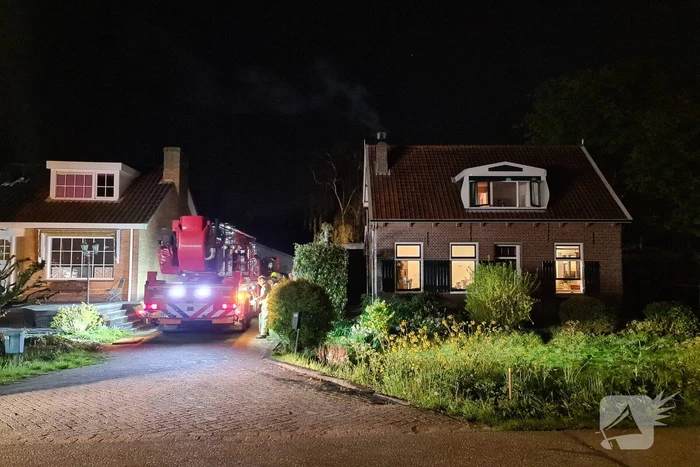 Schoorsteenbrand snel onder controle