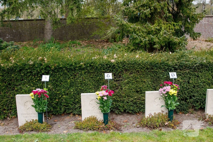 Bloemlegging Sovjet Ereveld