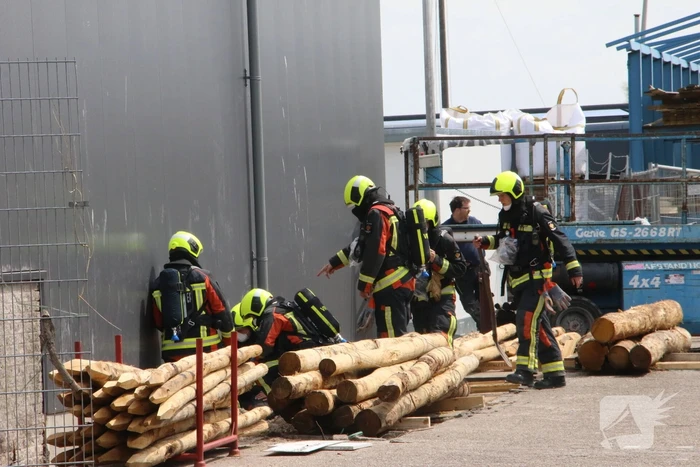 Gasleiding geraakt bij werkzaamheden Van Kempen Houthandel