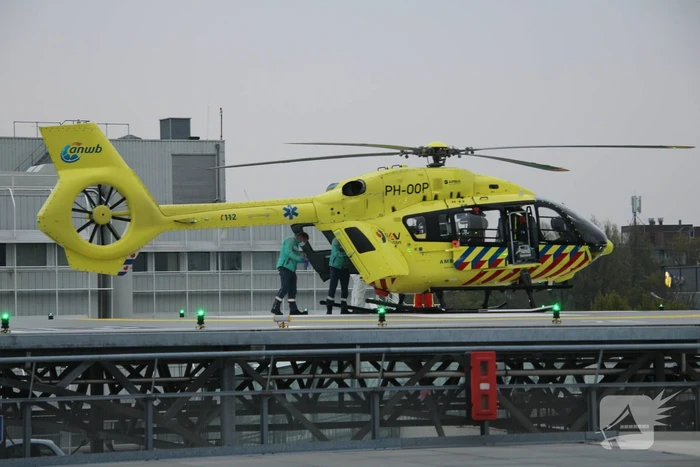 Coronahelikopter vervoert patiënt naar Medisch Centrum