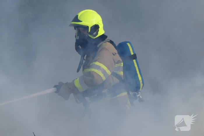 Caravan volledig uitgebrand